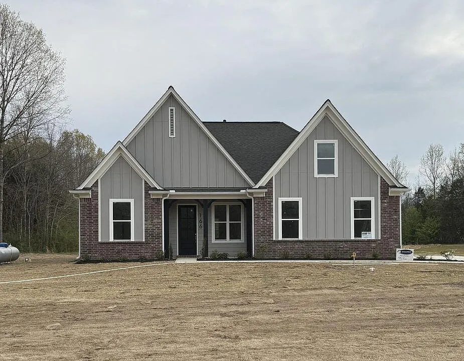 Centerline Roper Loop, Byhalia, MS 38611