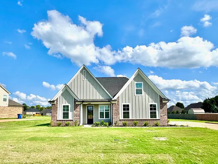 5295 Aylesbury Lane, Olive Branch, MS 38654